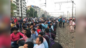 Students in Mumbai call off rail roko protest after govt promises action; train services resume on Central Line