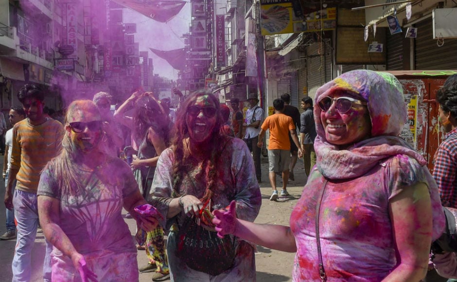 In Delhi, city hotspots including amusement parks and community centers saw huge footfalls as revellers feasted and spent time with friends and relatives celebrating Holi. PTI In Delhi, city hotspots including amusement parks and community centers saw huge footfalls as revellers feasted and spent time with friends and relatives celebrating Holi. PTI