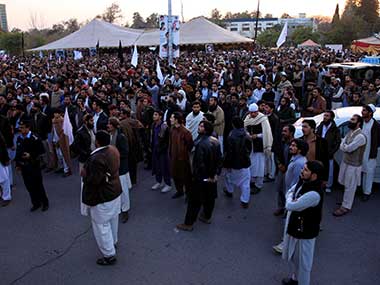 Pakistan: Hundreds of Pashtuns protest against arrest of Fata Political Alliance chief Arif Khan Wazir, threaten nationwide sit-in Pakistan: Hundreds of Pashtuns protest against arrest of Fata Political Alliance chief Arif Khan Wazir, threaten nationwide sit-in