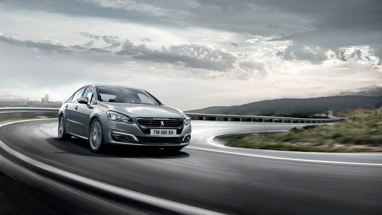 Peugeot 508 .