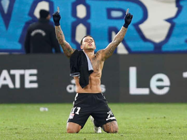 Ligue 1: Memphis Depay's late winner helps Lyon down Marseille in five-goal thriller; Paris Saint-Germain beat Nice Ligue 1: Memphis Depay's late winner helps Lyon down Marseille in five-goal thriller; Paris Saint-Germain beat Nice