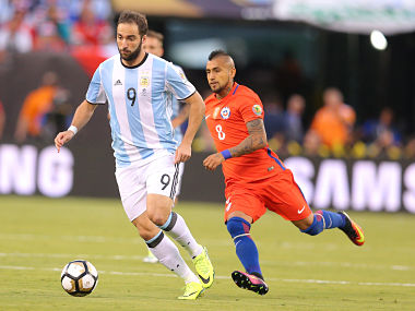 Gonzalo Higuain says severely ill mother convinced him not to retire despite turbulent time with Argentina Gonzalo Higuain says severely ill mother convinced him not to retire despite turbulent time with Argentina