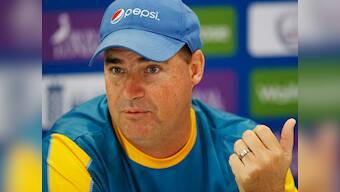 Australia ball-tampering scandal: Mickey Arthur backs Steve Smith to come back stronger, but says he's not sure about David Warner