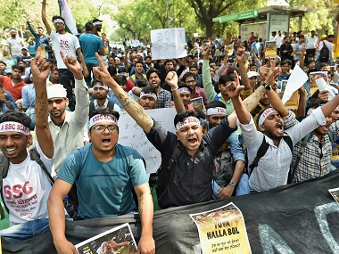 SSC paper leak: Staff Selection Commission candidates hold demonstration at Parliament Street to demand CBI probe SSC paper leak: Staff Selection Commission candidates hold demonstration at Parliament Street to demand CBI probe