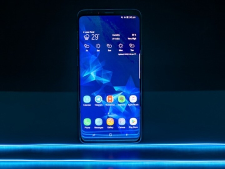 Samsung Galaxy S9 Plus becomes best-selling phone in April globally; iPhone X pushed down to third place