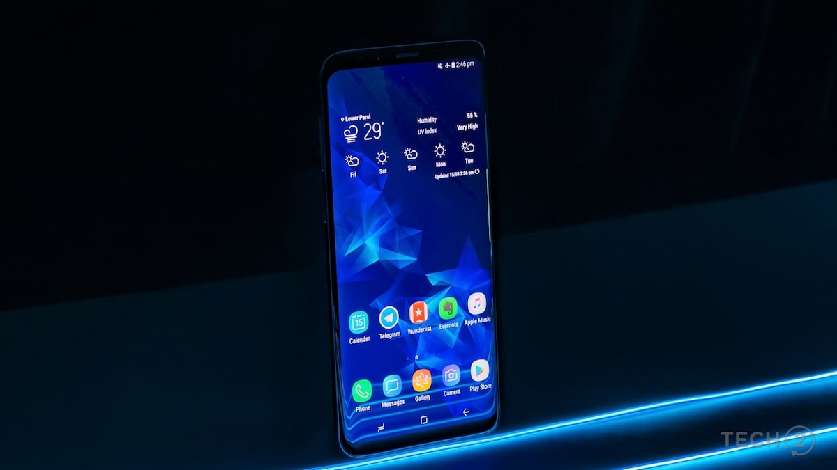 Galaxy S10 with an in-display camera may have been finalised for launch