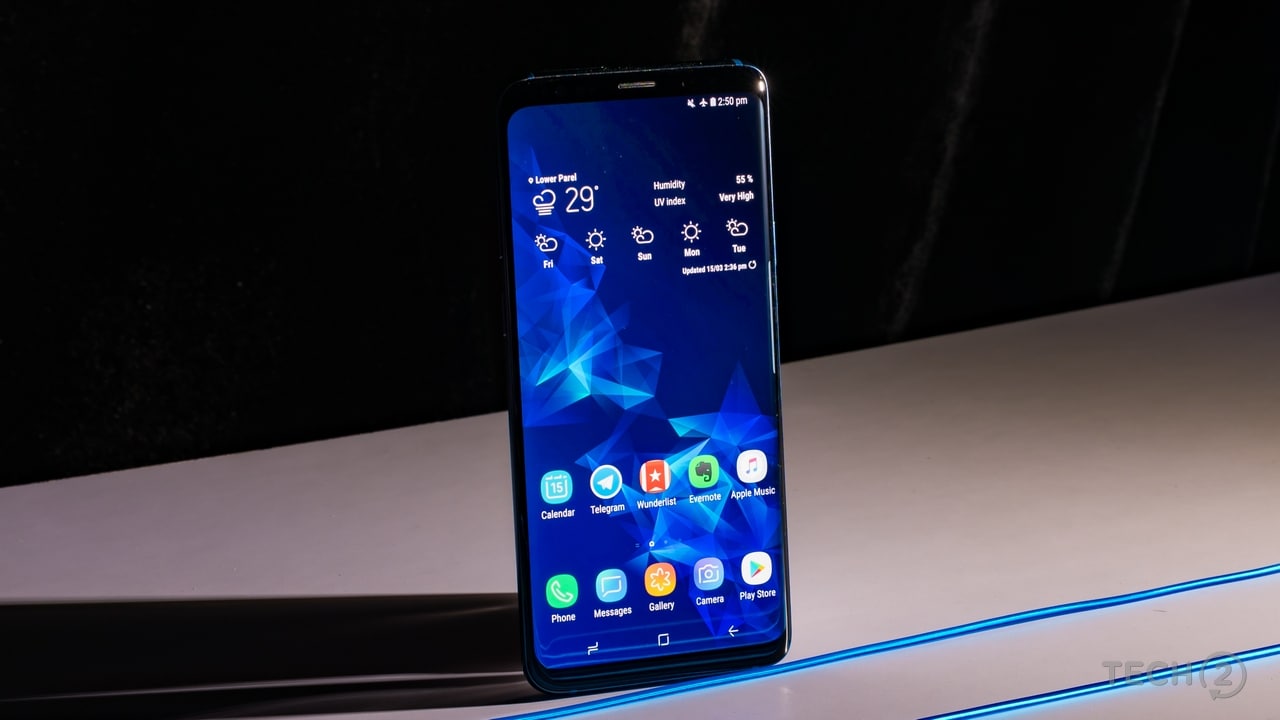 Galaxy S9 review: A lesser camera puts Samsung's smaller phone in