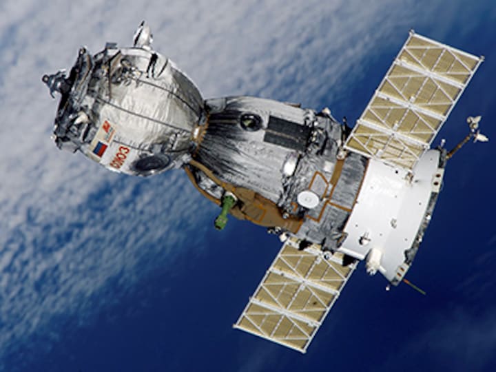 A Russian Soyuz capsule will carry three astronauts to the International Space Station on 21 March