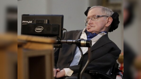 Time travelers from the future are invited to Stephen Hawking's memorial service in Westminster Abbey