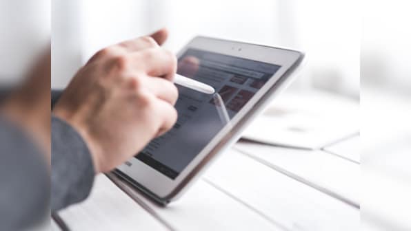 Digital commerce in India to reach Rs 2.37 lakh cr by December 2018; online travel industry growth strong at 54%: Report