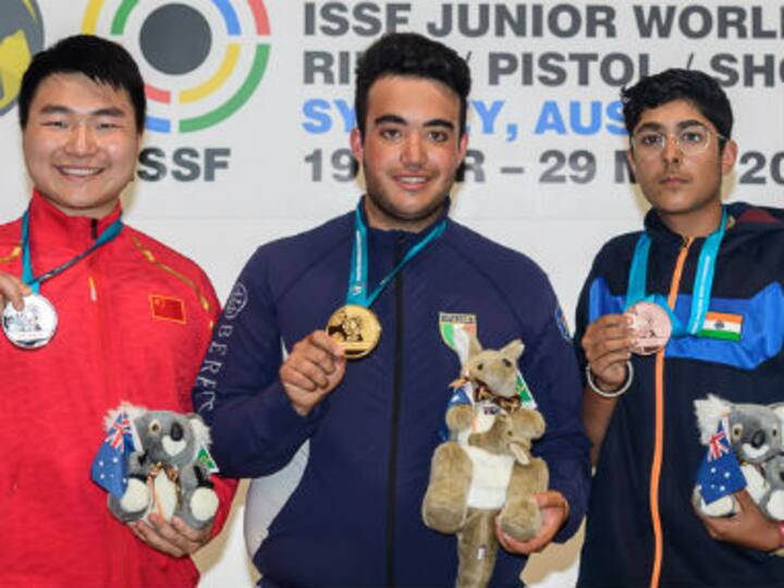 Vivaan Kapoor clinches bronze in men's trap event to continue India's impressive run at ISSF Junior World Cup