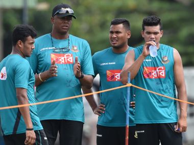 Nidahas Trophy 2018: Bangladesh bowling lacks consistency, admits coach Courtney Walsh Nidahas Trophy 2018: Bangladesh bowling lacks consistency, admits coach Courtney Walsh