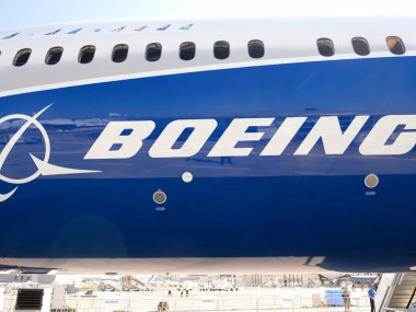Boeing signs first deal for 737 Max jets since Lion Air crash; International Airlines Group signs letter of intent for 200 planes Boeing signs first deal for 737 Max jets since Lion Air crash; International Airlines Group signs letter of intent for 200 planes
