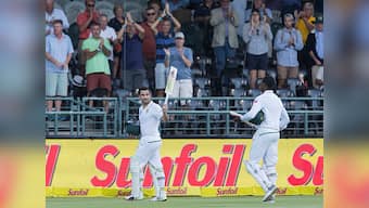 South Africa vs Australia: Dean Elgar carries bat for the third time, equals Desmond Haynes' world record