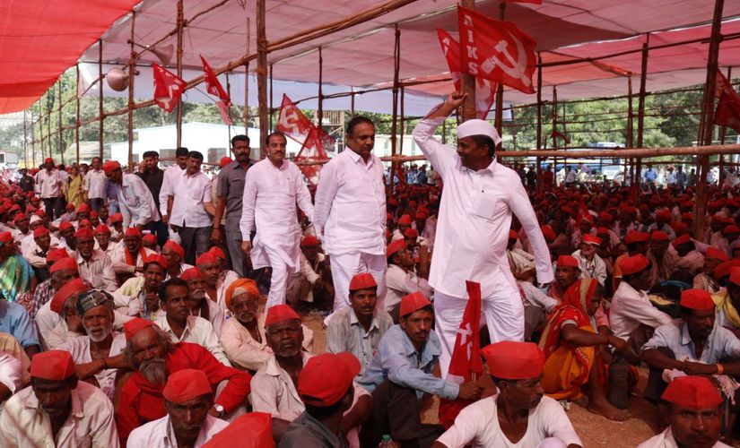 Maharashtra farmers call off stir; four protesters critical after 180-km-long march: Key developments Maharashtra farmers call off stir; four protesters critical after 180-km-long march: Key developments