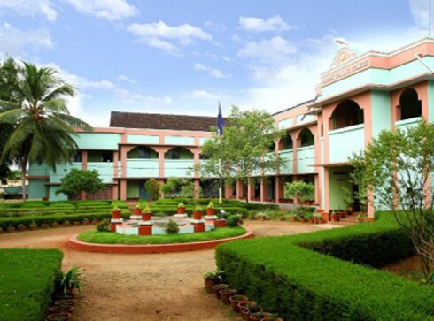Case registered against Jouhar Munavvir, teacher at Kerala's Farook Training College, for 'watermelon' remarks Case registered against Jouhar Munavvir, teacher at Kerala's Farook Training College, for 'watermelon' remarks