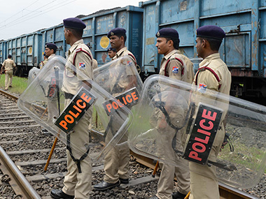 Locals attack non-Gujaratis after Bihar native arrested for raping 14-month-old baby; 170 people taken into custody Locals attack non-Gujaratis after Bihar native arrested for raping 14-month-old baby; 170 people taken into custody