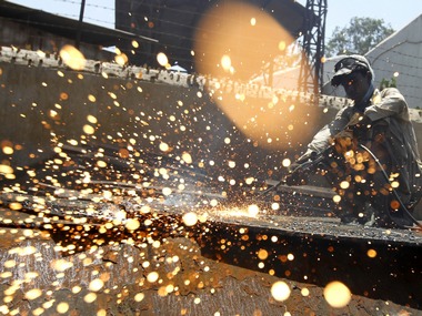 Tata Sponge reports Rs 86 cr loss in April-June quarter on high finance costs, company's total income stands at Rs 746 cr Tata Sponge reports Rs 86 cr loss in April-June quarter on high finance costs, company's total income stands at Rs 746 cr