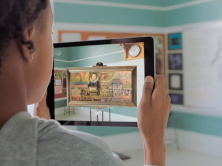 Apple releases iOS 11.3 bringing in ARKit 1.5, iPhone battery health, new Animojis and other bug fixes