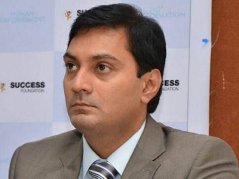 Rizwan Siddiquee, celebrity lawyer arrested in Call Details Record scam, released on Bombay HC's order Rizwan Siddiquee, celebrity lawyer arrested in Call Details Record scam, released on Bombay HC's order
