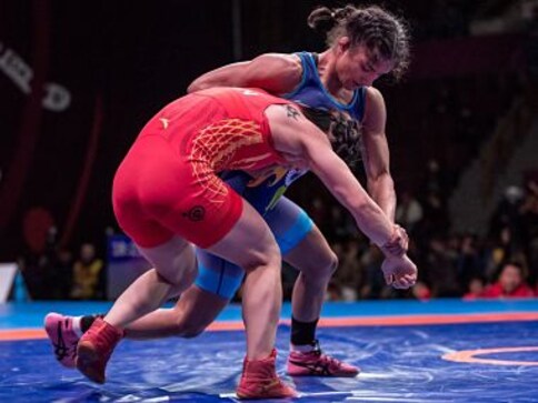 Vinesh Phogat wins silver after losing tightly-fought ...