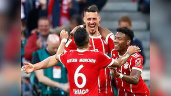 Bundesliga: Bayern Munich rout Borussia Moenchengladbach 5-1; Bayer Leverkusen thrash Eintracht Frankfurt