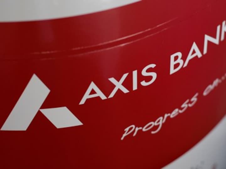 Institutional investors put in Rs 8,000-cr bids for SUUTI stake in Axis Bank