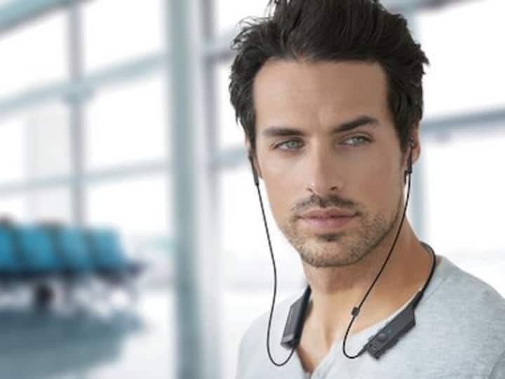 Audio Technica QuietPoint 40BT: A good pair of stylish noise-cancelling earphones priced competitively