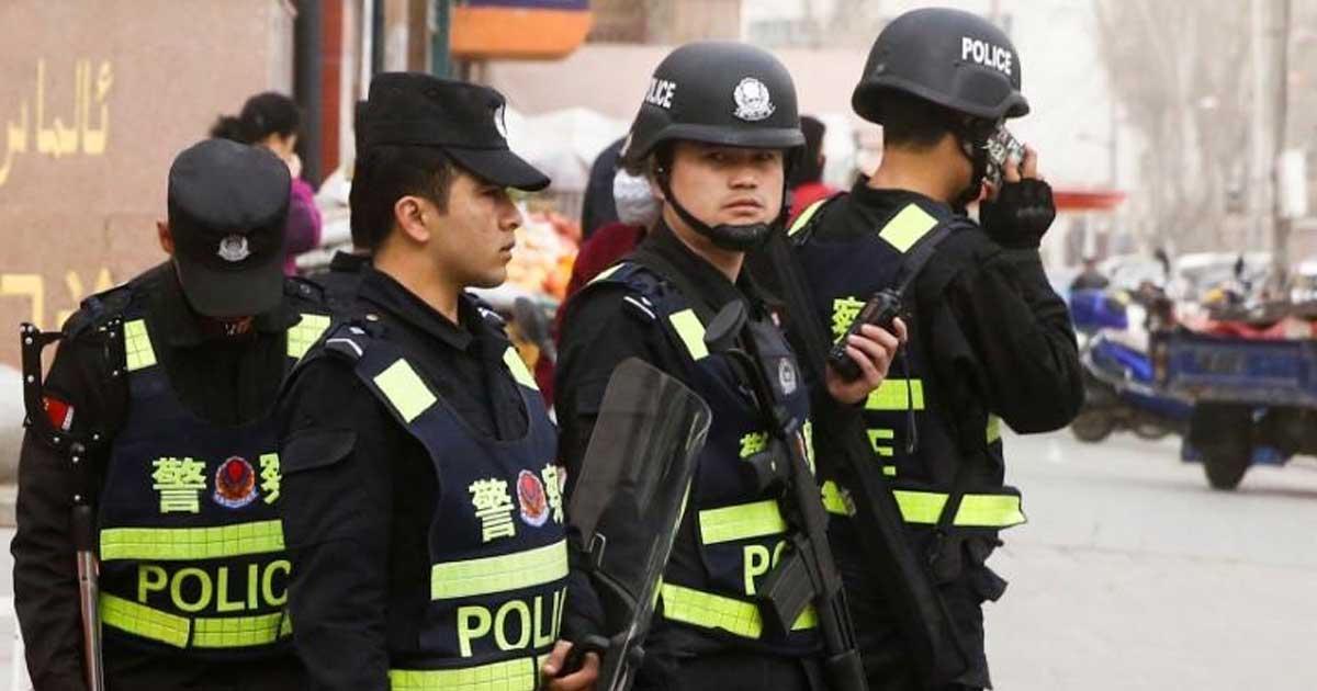 Five killed, 21 injured in China bus crash after knife-wielding man attacks driver in Fujian province Five killed, 21 injured in China bus crash after knife-wielding man attacks driver in Fujian province