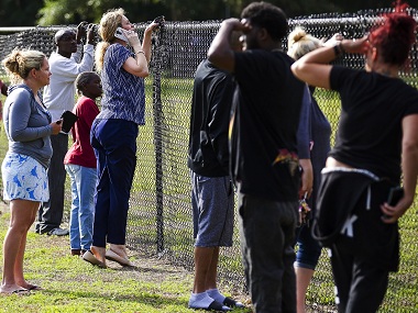 19-year-old former student carries gun in guitar case to Florida school, fires at closed door; 1 injured 19-year-old former student carries gun in guitar case to Florida school, fires at closed door; 1 injured