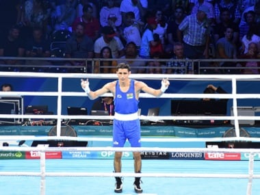 Commonwealth Games 2018: Veteran MC Mary Kom, young Gaurav Solanki claim boxing gold medals