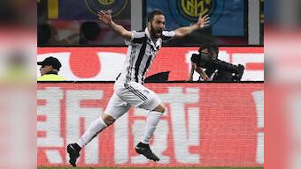 Serie A: Gonzalo Higuain hits late winner as Juventus win five-goal thriller against Inter Milan to stay on title track