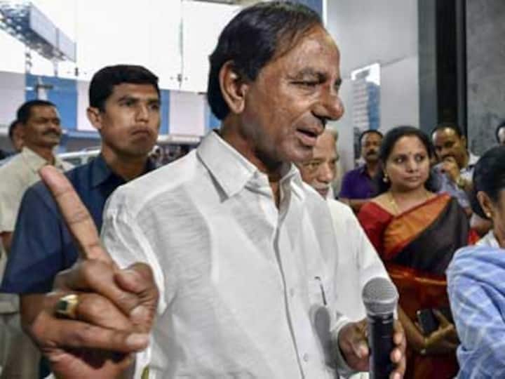 'Tumhare baap ko bolunga': KCR loses cool at voter in Telangana after being questioned on 12% quota for Muslims
