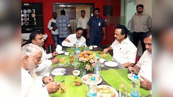 KCR meets DMK leaders, set to visit other regional leaders: Eight points for federal front to consider