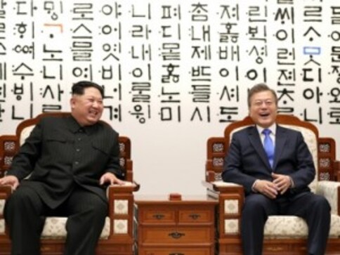 South Korea urges North to implement agreements signed by Kim Jong-un and Moon Jae-in, resume dialogue South Korea urges North to implement agreements signed by Kim Jong-un and Moon Jae-in, resume dialogue