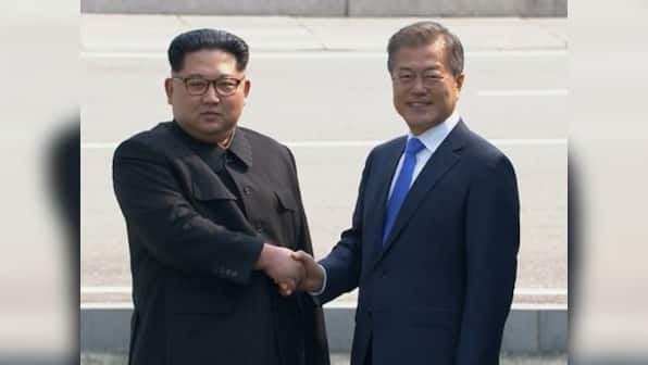 Korea summit: Kim Jong-un makes history, crosses border to meet South's Moon Jae-in, says he doesn't want repeat of past