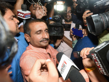 Unnao rape case: Congress workers protest in Lucknow, demand expulsion, not 'mere suspension', of Kuldeep Singh Sengar from BJP Unnao rape case: Congress workers protest in Lucknow, demand expulsion, not 'mere suspension', of Kuldeep Singh Sengar from BJP