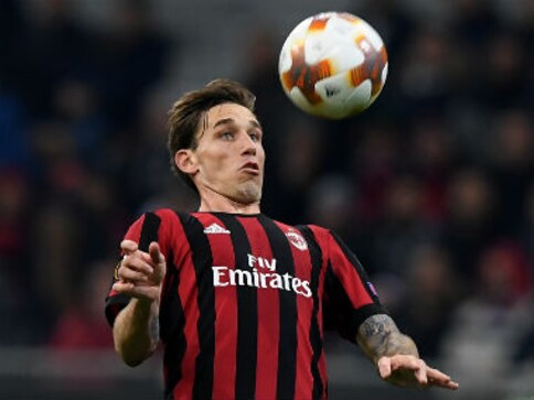 Serie A: AC Milan's Lucas Biglia suffers 'severe' back injury, faces race against time to be fit for World Cup Serie A: AC Milan's Lucas Biglia suffers 'severe' back injury, faces race against time to be fit for World Cup