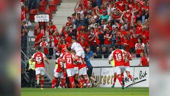 Bundesliga: Naby Keita shown fourth red card of season as Mainz stun RB Leipzig; Dortmund held by Werder Bremen