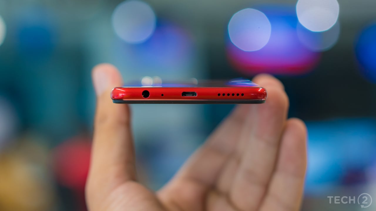 On the bottom we get a micro USB port followed by a 3.5 mm headphone jack and the speaker grille. Image: tech2/ Rehan Hooda