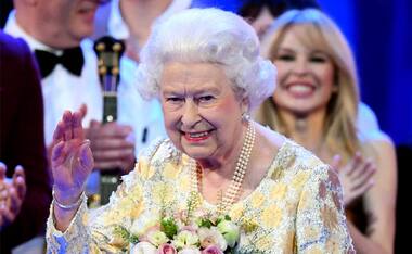 Queen Elizabeth II rings in 92nd birthday with family, friends at London's Royal Albert Hall