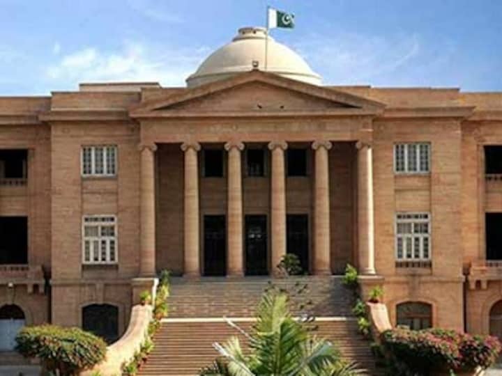 Pregnant singer shot dead in Pakistan's Sindh province after refusing to stand up during performance