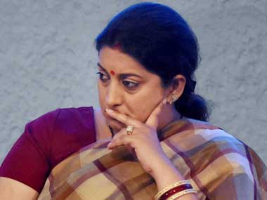 Smriti Irani dodges questions on MJ Akbar, says 'concerned gentleman' better equipped to issue statement on matter Smriti Irani dodges questions on MJ Akbar, says 'concerned gentleman' better equipped to issue statement on matter