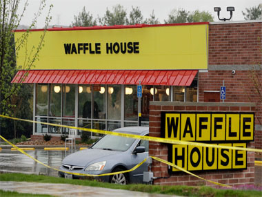 Waffle House shooting suspect in custody after killing 4 in Tennessee Waffle House shooting suspect in custody after killing 4 in Tennessee