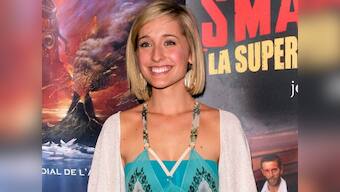 Allison Mack, known for playing Chloe Sullivan on Smallville, arrested on charges of sex trafficking