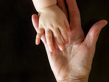 Mother's Day 2019: Mothers celebrated on second Sunday of May every year, here is history behind event Mother's Day 2019: Mothers celebrated on second Sunday of May every year, here is history behind event