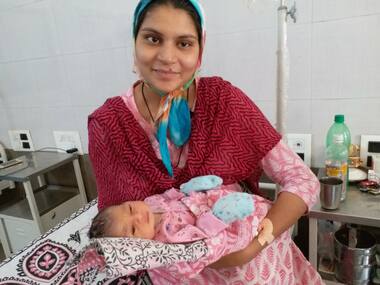 Residents of Gujarat's Kapadvanj cook 300 hot, nutritious tiffins a month for pregnant and new mothers