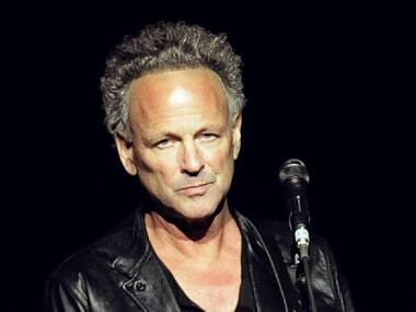 Fleetwood Mac 'breaks the chain' with guitarist Lindsey Buckingham, wishes him 'all the best'