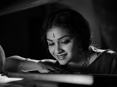 Mahanati teaser: Keerthy Suresh lends a new life to legendary South actress Savitri on screen Mahanati teaser: Keerthy Suresh lends a new life to legendary South actress Savitri on screen