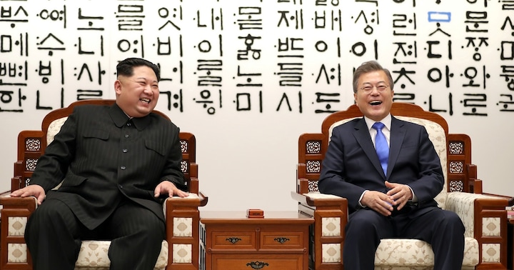 Korean leaders exchange friendly letters despite rising tensions